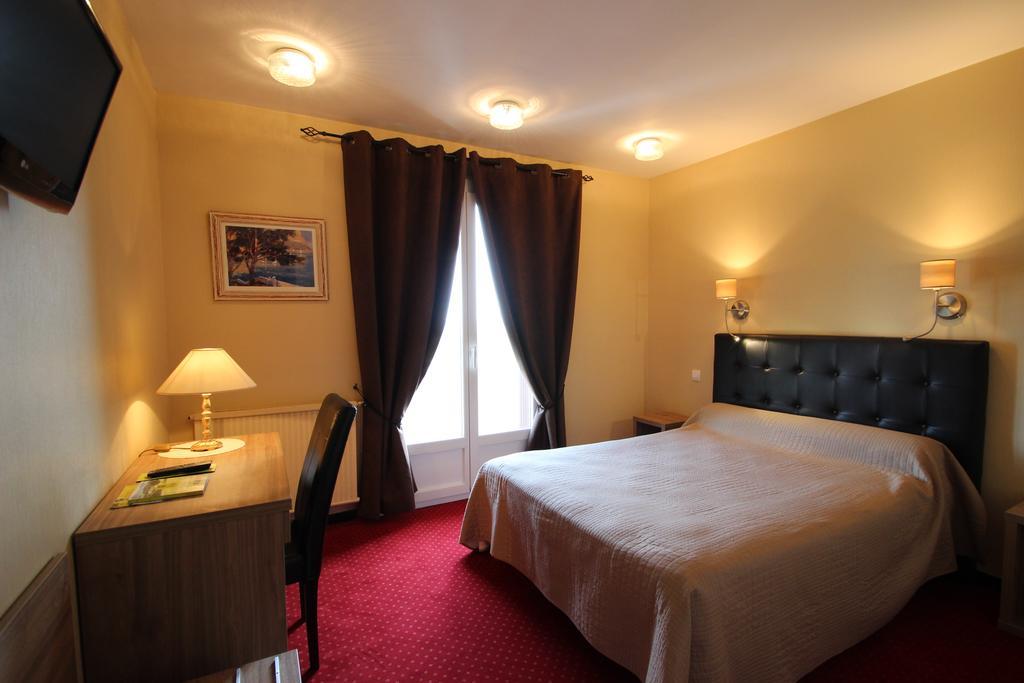 Hotel Le Valaurie Saint-Nazaire  المظهر الخارجي الصورة
