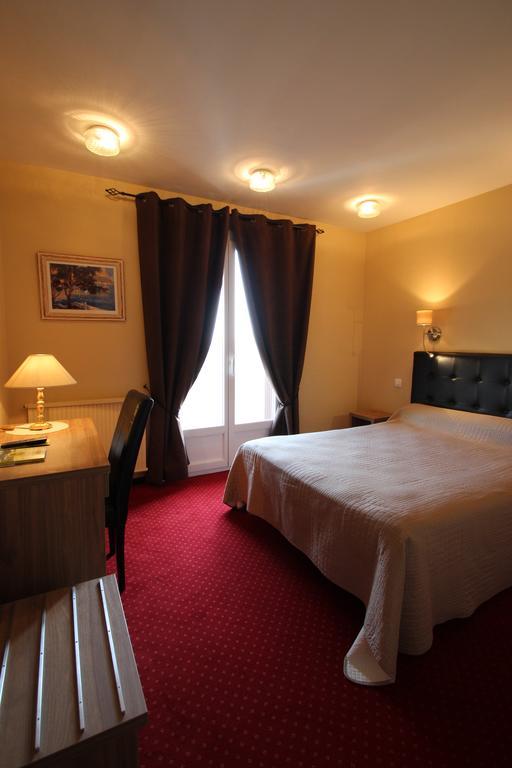 Hotel Le Valaurie Saint-Nazaire  المظهر الخارجي الصورة